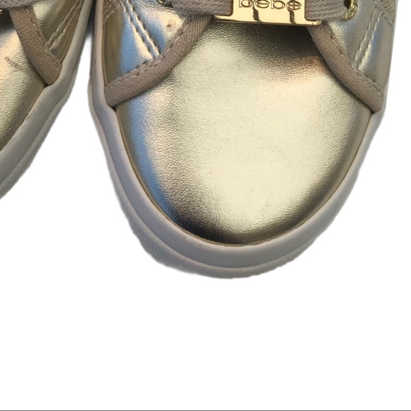 Bebe Dane Shiny Gold Lace-up Vented Sneaker Sz 7 - Picture 5 of 15